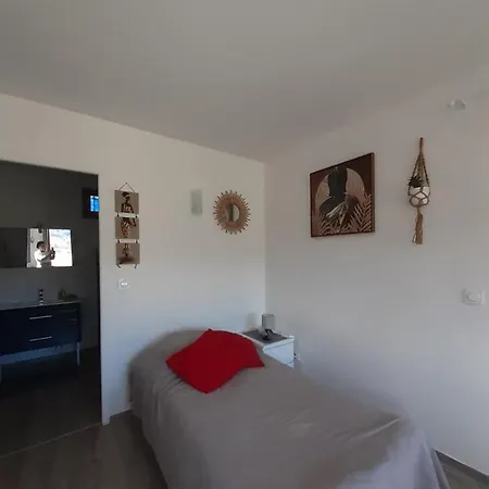 Apartment Le Refuge De La Blanche